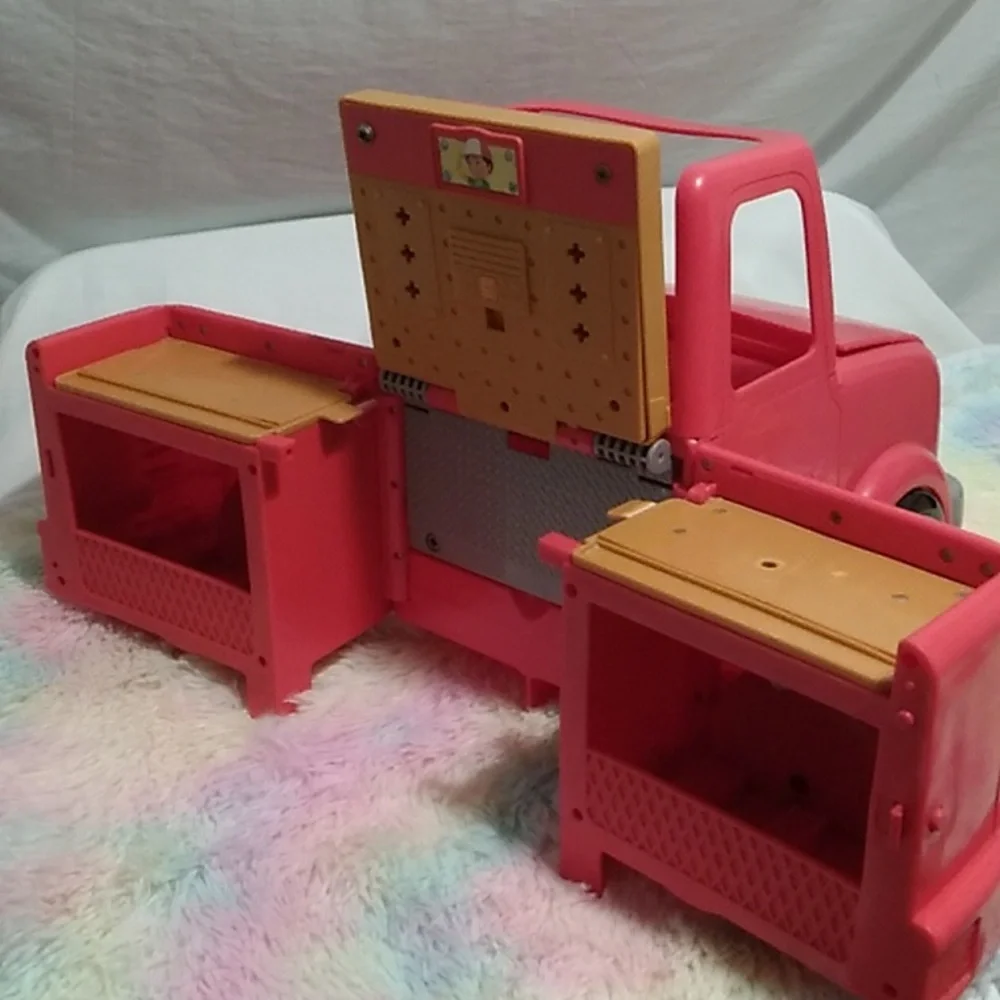 SALE! Handy Manny 2 In 1 Transforming Tool Truck Work Bench W Talking Figure